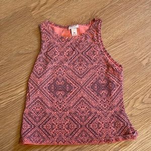 Mission Supply tank top- form fitting